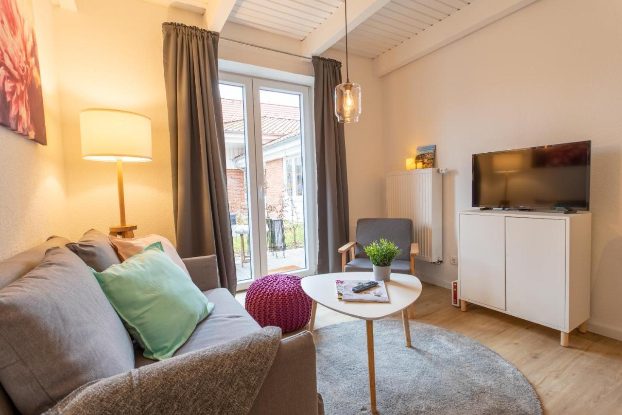 Weberhof Ferienapartments In Rostrup Am Westufer Des Zwischenahner Meers Apartment *