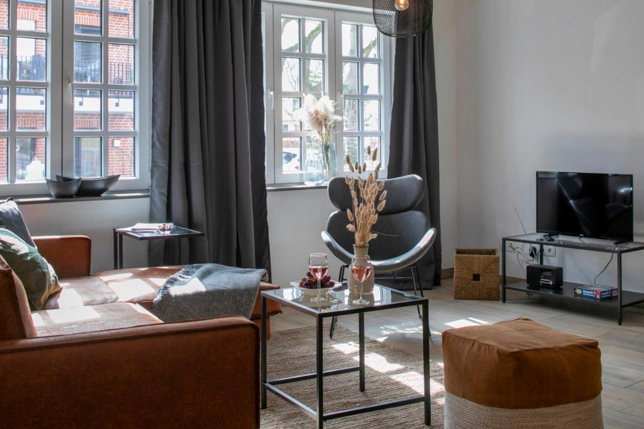 Weberhof Ferienapartments In Rostrup Am Westufer Des Zwischenahner Meers Apartment *