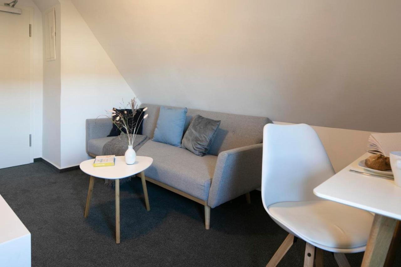 Weberhof Ferienapartments In Rostrup Am Westufer Des Zwischenahner Meers * Bad Zwischenahn